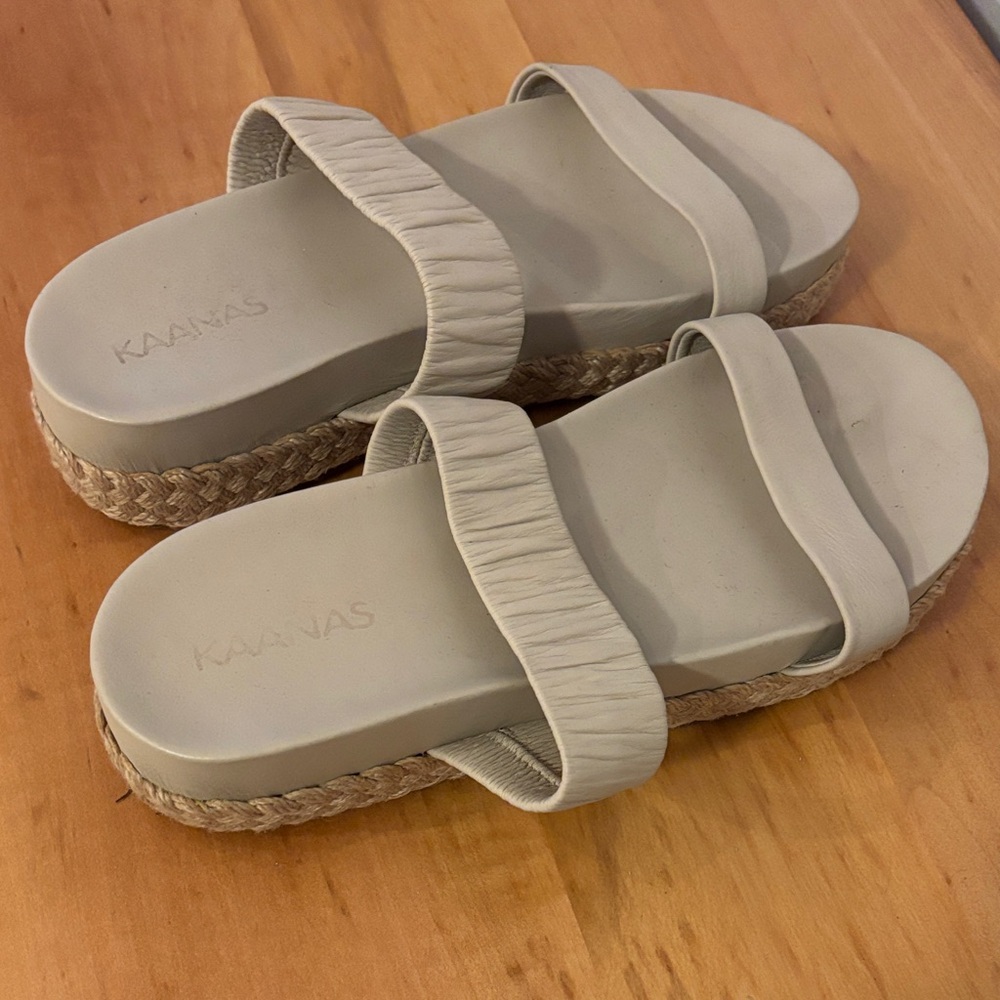Women's Kaanad Sandals